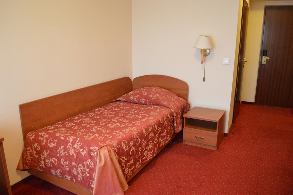 Akademicheskaya Hotel Moskau Zimmer foto